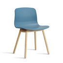 Chaise About A Chair AAC 12, Azure blue 2.0, Chêne savonné