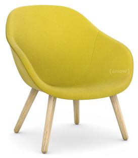 About A Lounge Chair Low AAL 82 Hallingdal 420 - jaune|Chêne laqué|Sans coussin d'assise