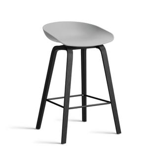 About A Stool AAS 32 Version cuisine: hauteur de l'assise 64 cm|Chêne laqué noir|Concrete grey 2.0