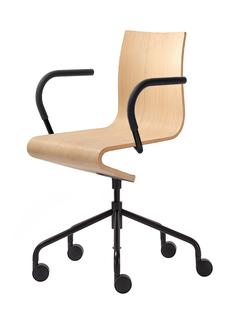 Chaise de bureau Seesaw Noir avec axe vertical vis|Avec accoudoirs, couleur match avec la piétement|Chêne naturel