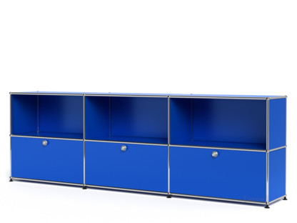 Meuble mixte Sideboard XL USM Haller, personnalisable Bleu gentiane RAL 5010|Ouvert|Avec 3 portes abattantes