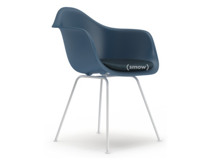 Eames Plastic Armchair RE DAX Bleu océan|Avec coussin d'assise|Bleu glacier / marron marais|Version standard - 43 cm|Revêtement blanc