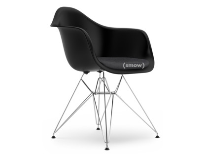 Eames Plastic Armchair RE DAR Noir profond  |Avec coussin d'assise|Gris foncé|Version standard - 43 cm|Chromé