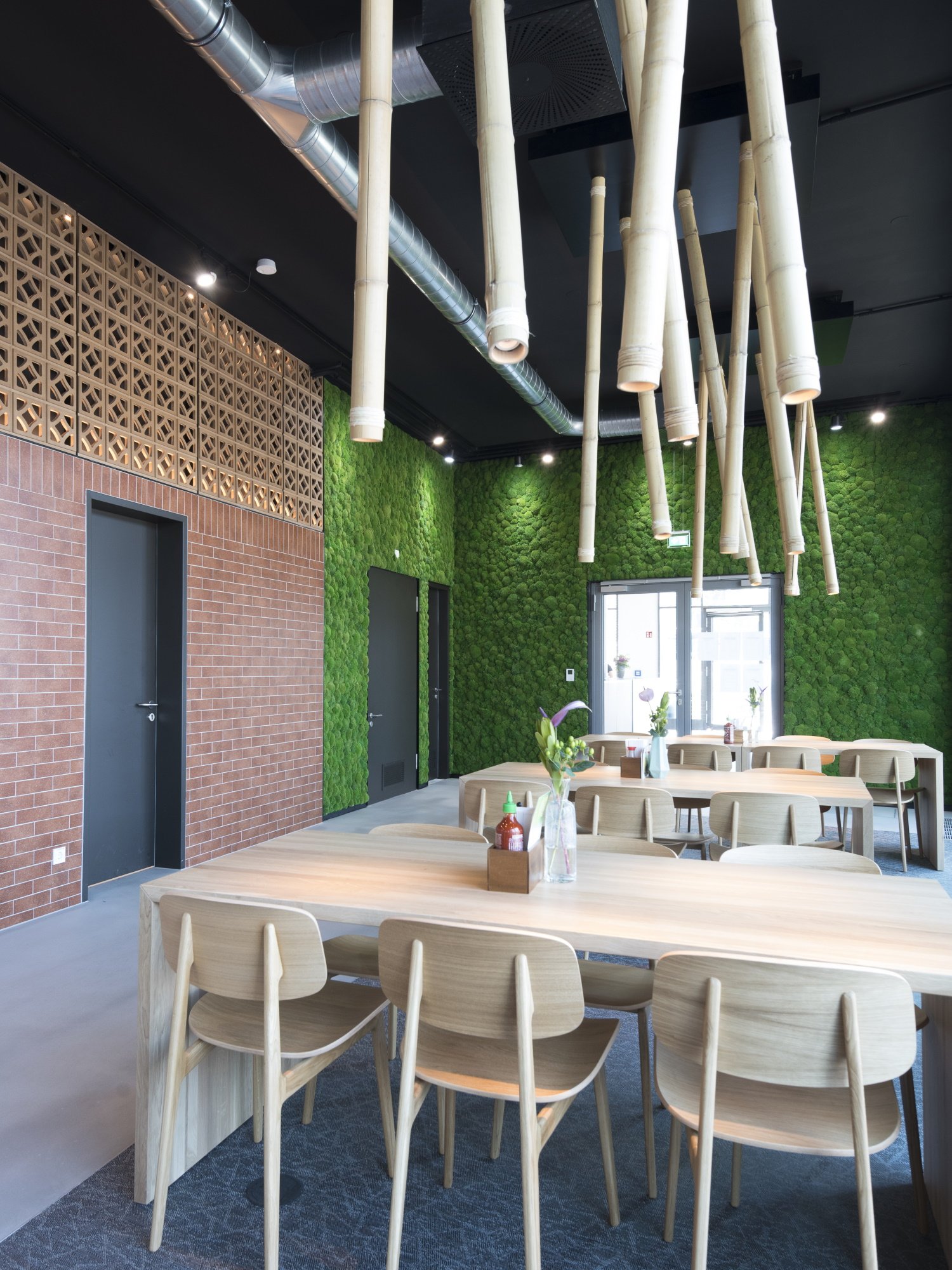 Ambiance exotique pour le bistro