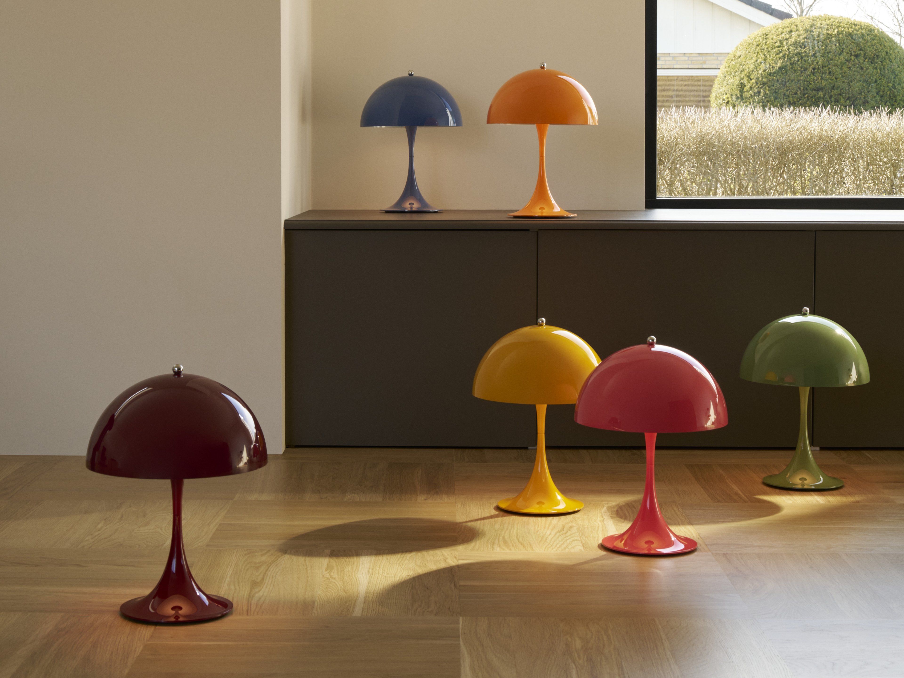 Concept couleur des lampes Panthella Mini par Louis Poulsen