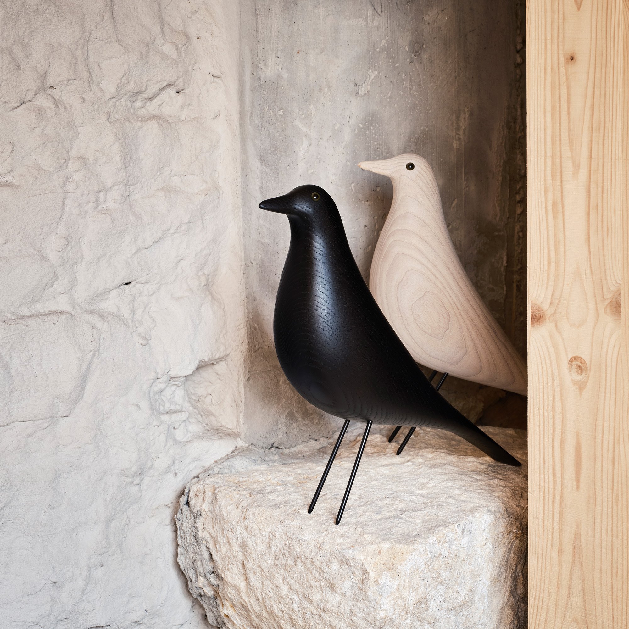 Eames House Bird , Frêne cotton white, huilé | Vitra | de Charles