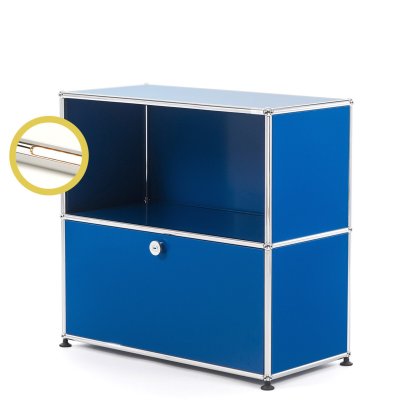 USM Haller E Sideboard M avec éclairage du compartiment, Bleu gentiane RAL 5010, Blanche chaude